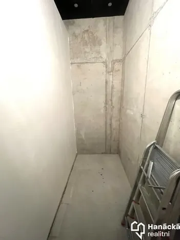 Pronájem bytu 1+kk, Olomouc, Loudova, 38 m2