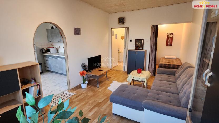 Pronájem bytu 1+1, Praha - Záběhlice, Zvonková, 40 m2