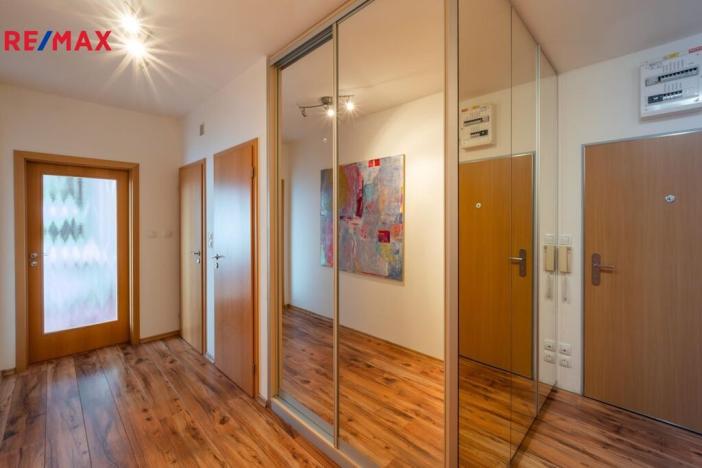 Prodej bytu 3+kk, Praha - Vysočany, Pod Harfou, 69 m2