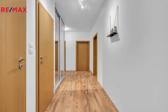 Prodej bytu 3+kk, Praha - Vysočany, Pod Harfou, 71 m2