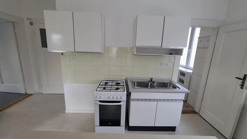 Pronájem bytu 3+1, Plzeň, Pod Záhorskem, 100 m2