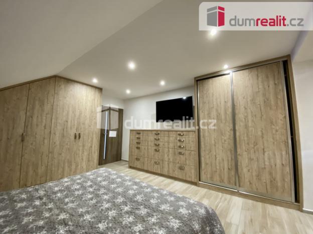 Pronájem činžovního domu, Mariánské Lázně - Hamrníky, třída Vítězství, 400 m2