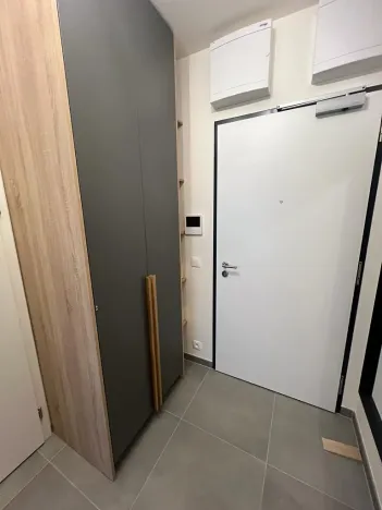 Pronájem bytu 1+kk, Praha - Hostivař, Nurmiho, 32 m2