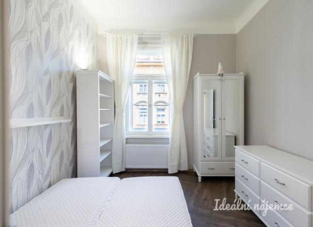 Pronájem bytu 2+kk, Praha - Vinohrady, Na Kozačce, 52 m2