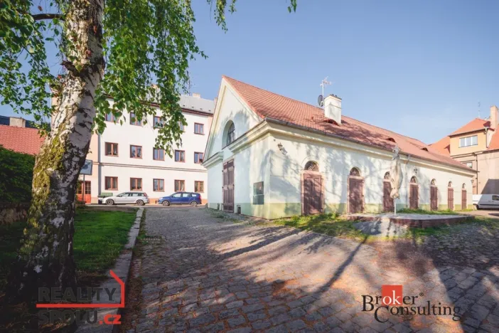 Prodej historického objektu, Rokycany - Střed, Smetanova, 250 m2
