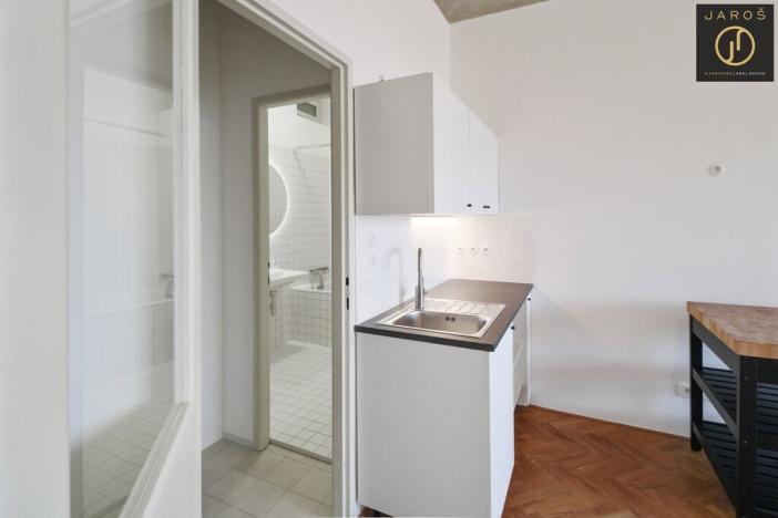 Pronájem bytu 1+kk, Praha - Vinohrady, Londýnská, 32 m2