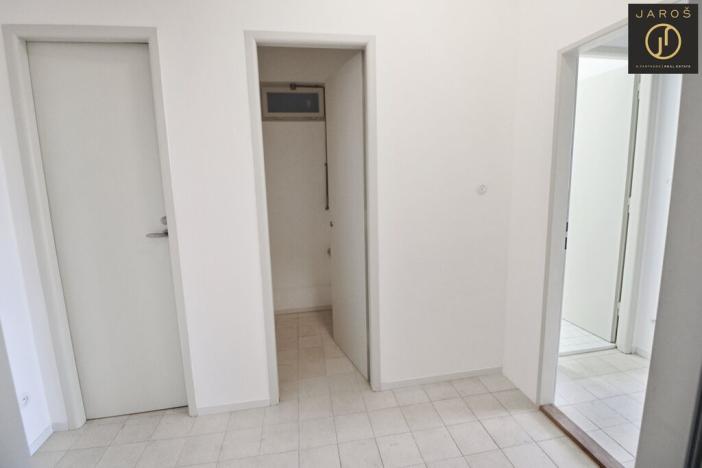 Pronájem bytu 1+kk, Praha - Vinohrady, Londýnská, 32 m2