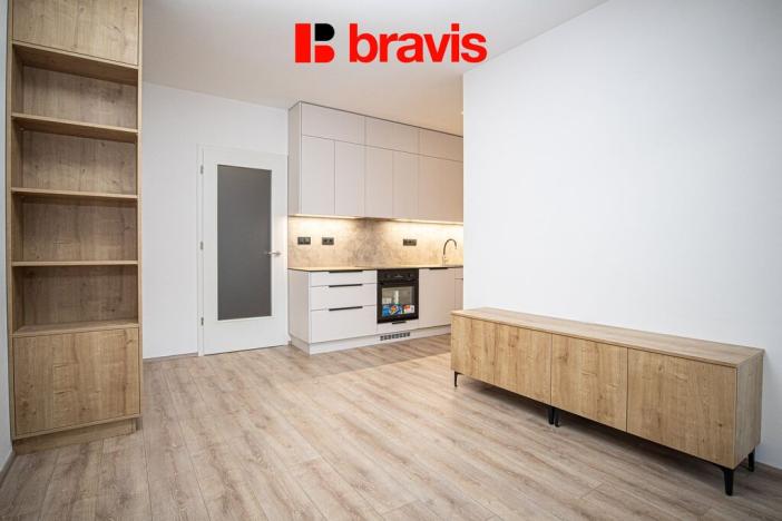 Pronájem bytu 1+kk, Brno - Zábrdovice, Spolková, 36 m2