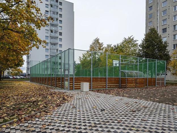 Pronájem pokoje, Pardubice, K Rozvodně, 12 m2