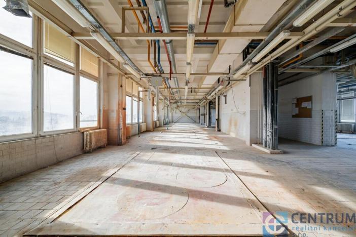 Pronájem skladu, Turnov, Přepeřská, 1568 m2