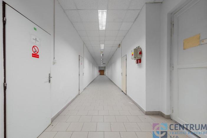 Pronájem skladu, Turnov, Přepeřská, 1568 m2