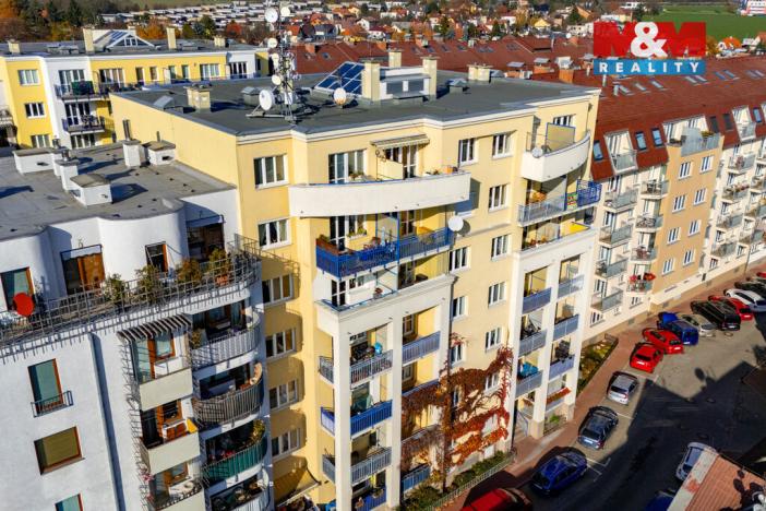 Prodej bytu 2+kk, Praha - Kyje, Pelušková, 52 m2