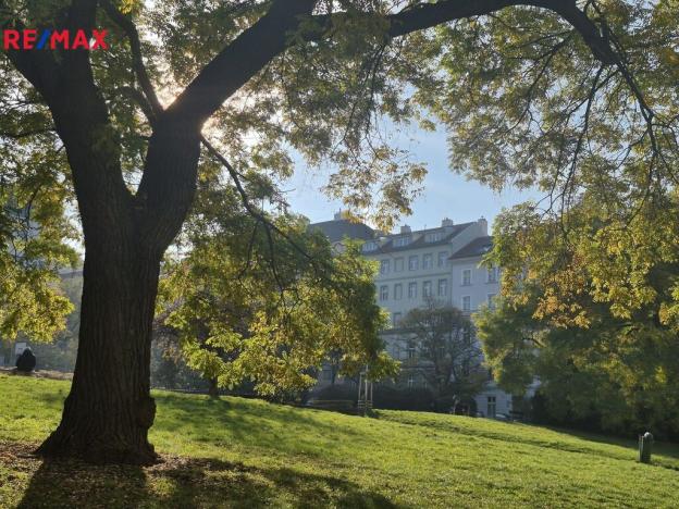 Prodej bytu 2+kk, Praha - Žižkov, Radhošťská, 50 m2