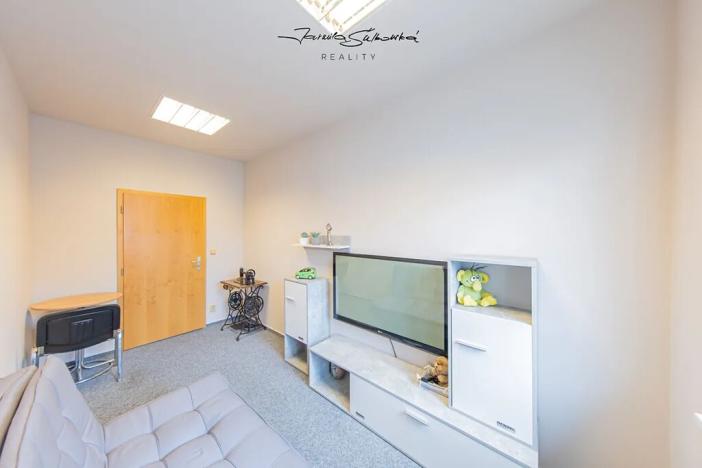 Pronájem kanceláře, Olomouc, I. P. Pavlova, 65 m2