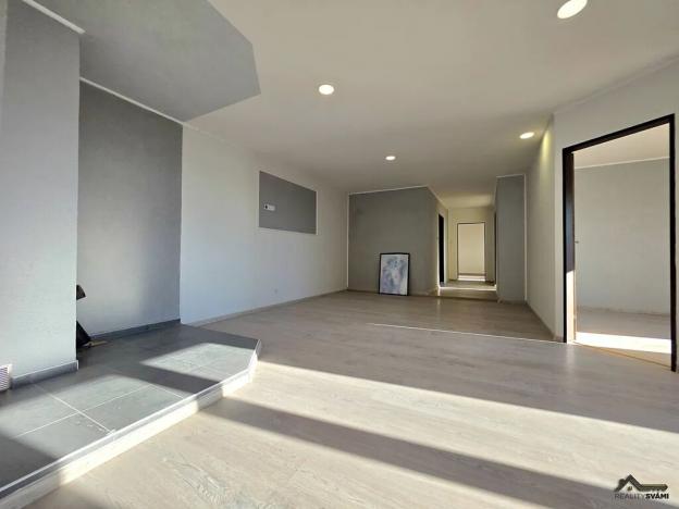 Prodej rodinného domu, Bělotín, 437 m2