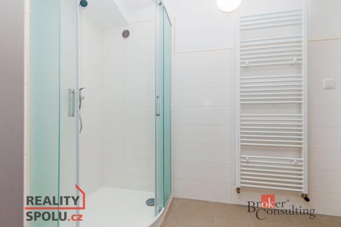 Pronájem obchodního prostoru, Jihlava, Čajkovského, 131 m2