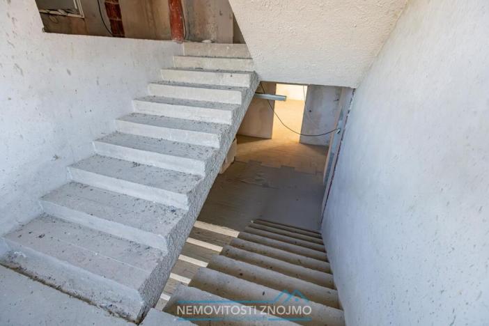 Prodej ubytování, Znojmo, Suchohrdelská, 1550 m2