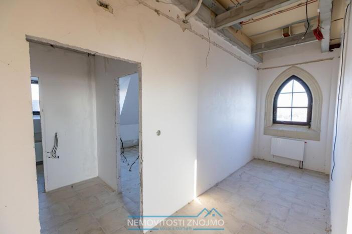 Prodej ubytování, Znojmo, Suchohrdelská, 1550 m2