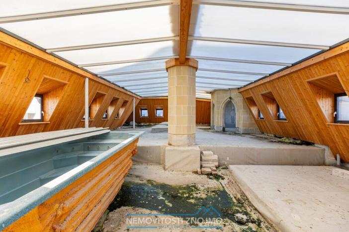 Prodej ubytování, Znojmo, Suchohrdelská, 1550 m2