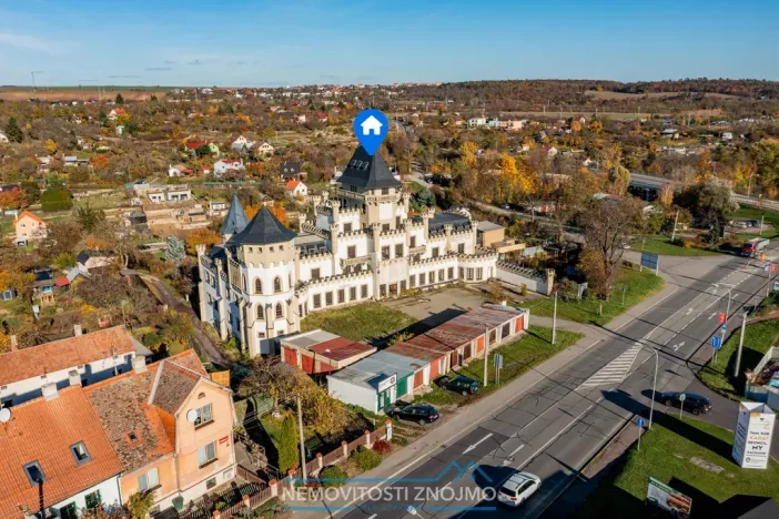 Prodej ubytování, Znojmo, Suchohrdelská, 1550 m2