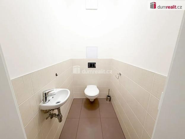 Pronájem bytu 3+kk, Praha - Hloubětín, Saarinenova, 80 m2