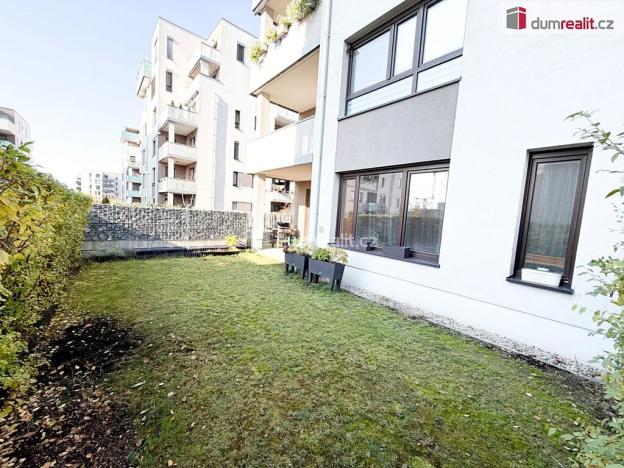 Pronájem bytu 3+kk, Praha - Hloubětín, Saarinenova, 80 m2