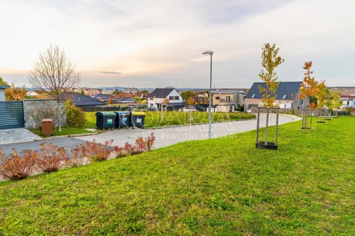 Prodej pozemku pro bydlení, Mělník, Včelařská, 863 m2