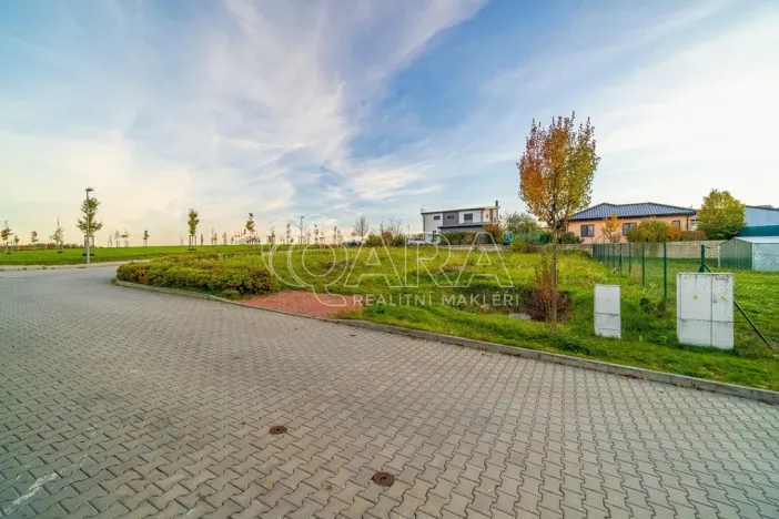 Prodej pozemku pro bydlení, Mělník, Včelařská, 863 m2