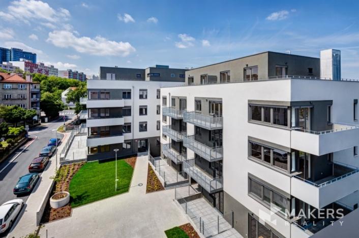 Pronájem bytu 2+kk, Praha - Michle, Hadovitá, 50 m2