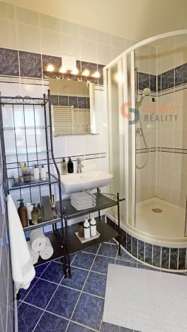 Prodej bytu 2+1, Valtice, Pod zámkem, 63 m2