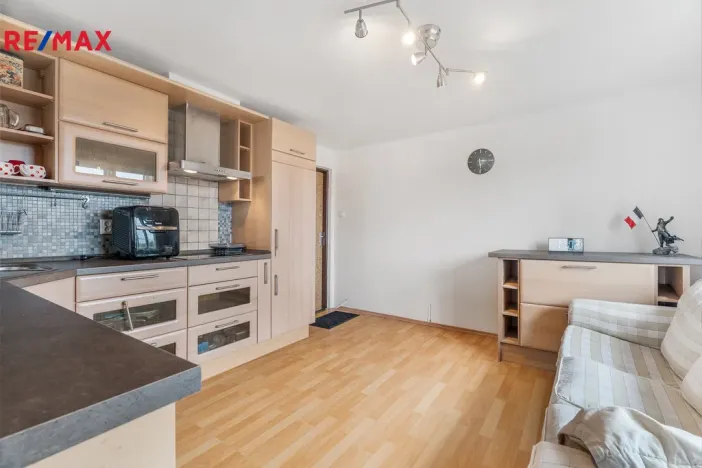 Prodej rodinného domu, Jenišovice - Odolenovice, 150 m2