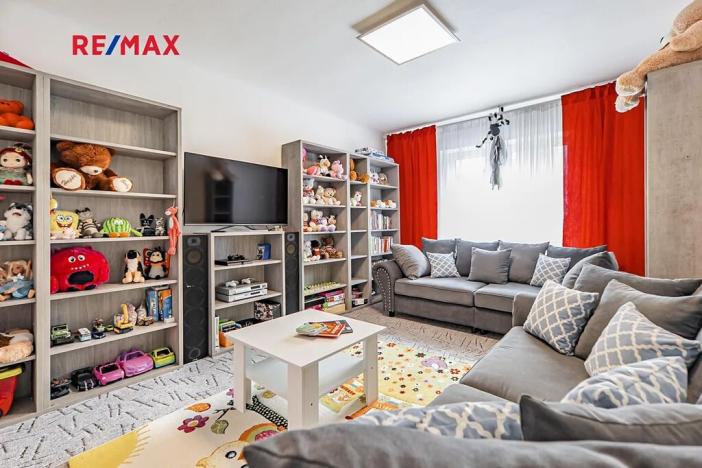 Prodej vily, České Velenice, Komenského, 247 m2