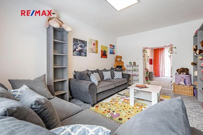 Prodej vily, České Velenice, Komenského, 247 m2