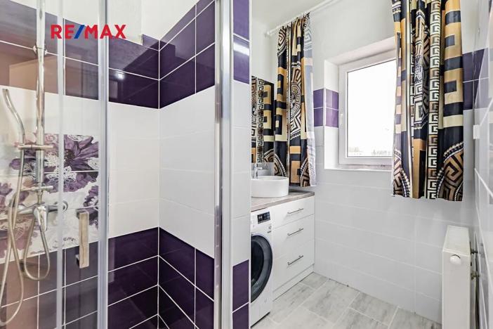 Prodej rodinného domu, České Velenice, Komenského, 247 m2