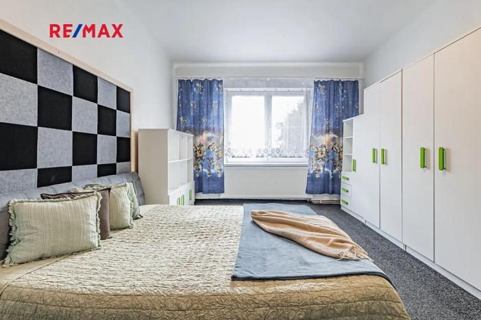 Prodej rodinného domu, České Velenice, Komenského, 247 m2