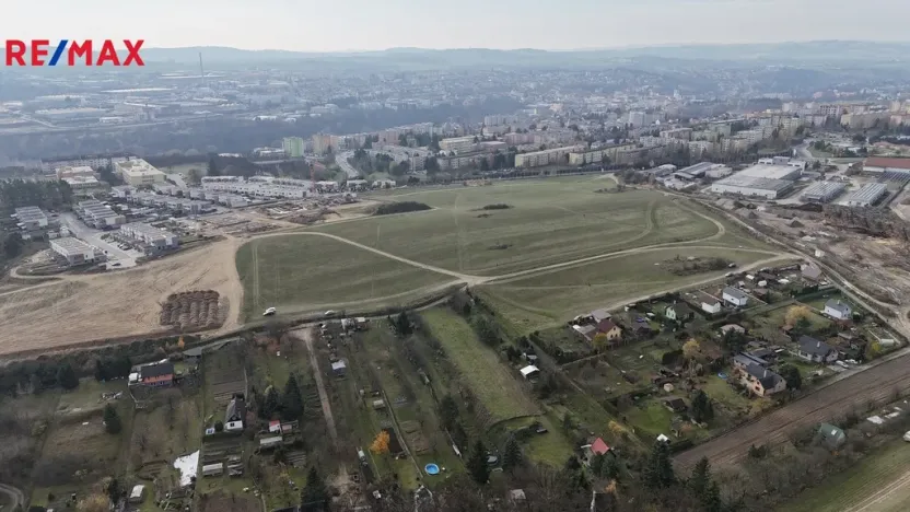 Prodej pozemku pro bydlení, Třebíč, 2142 m2