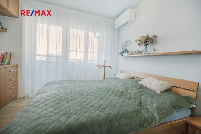 Prodej atypického bytu, Pardubice, Nerudova, 160 m2