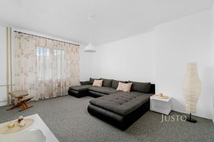 Pronájem bytu 2+1, Adamov, Komenského, 53 m2