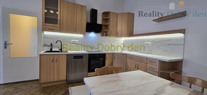 Pronájem bytu 2+kk, Opava, Lidická, 50 m2