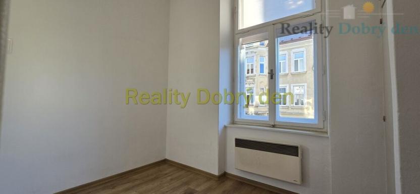 Pronájem bytu 2+kk, Opava, Lidická, 50 m2