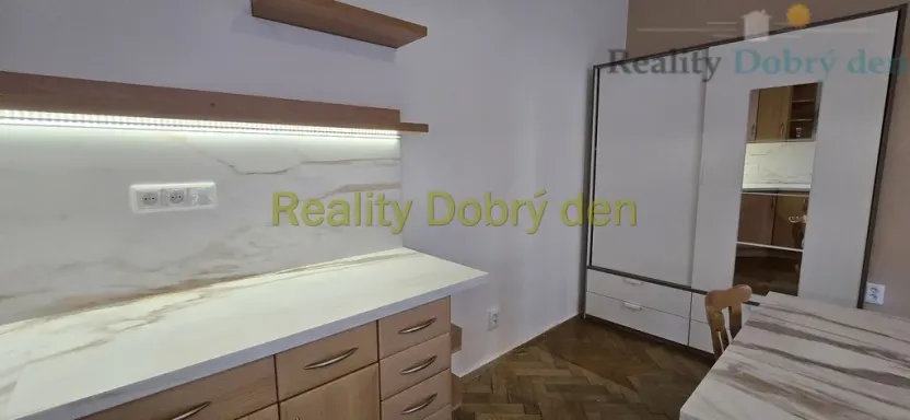 Pronájem bytu 2+kk, Opava, Lidická, 50 m2