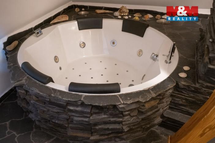 Prodej bytu 2+kk, Šumperk, Revoluční, 99 m2