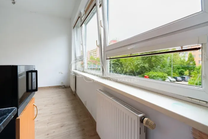 Pronájem bytu 1+kk, Praha - Stodůlky, Petržílkova, 32 m2