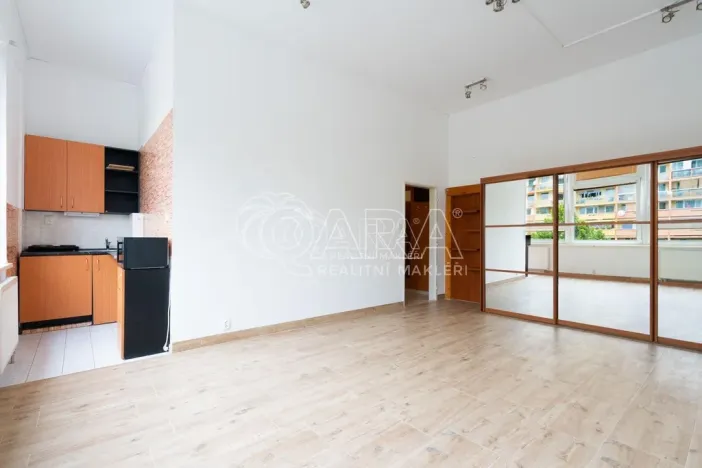 Pronájem bytu 1+kk, Praha - Stodůlky, Petržílkova, 32 m2