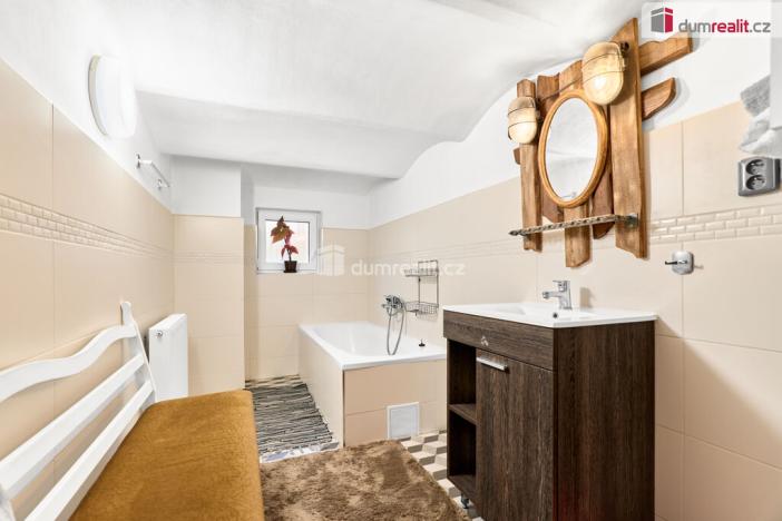 Prodej rodinného domu, Oloví, Na Můstku, 114 m2