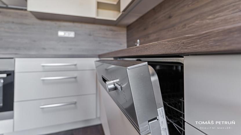 Pronájem bytu 2+kk, Hradec Králové - Věkoše, Věkošská, 50 m2