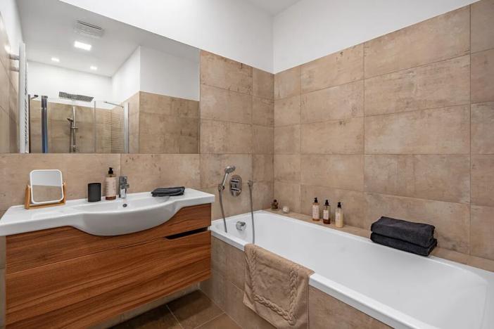 Pronájem bytu 2+kk, Příbor, Politických vězňů, 84 m2