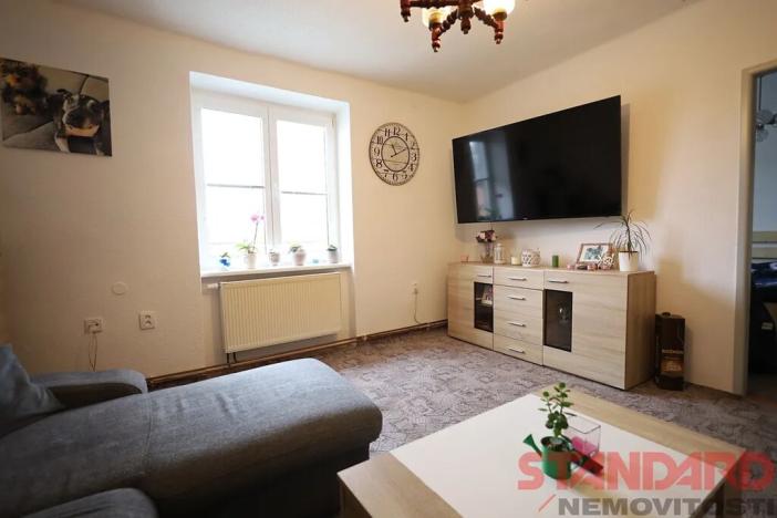 Pronájem bytu 2+1, Tlučná, V Rybníčkách, 71 m2