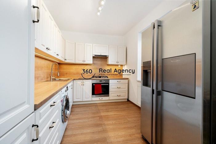 Prodej rodinného domu, Lužec nad Cidlinou, 253 m2