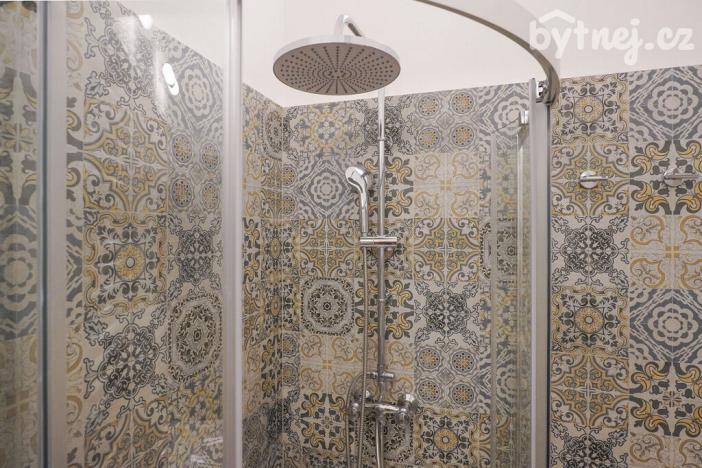 Pronájem bytu 2+1, Praha - Bubeneč, Puškinovo náměstí, 65 m2